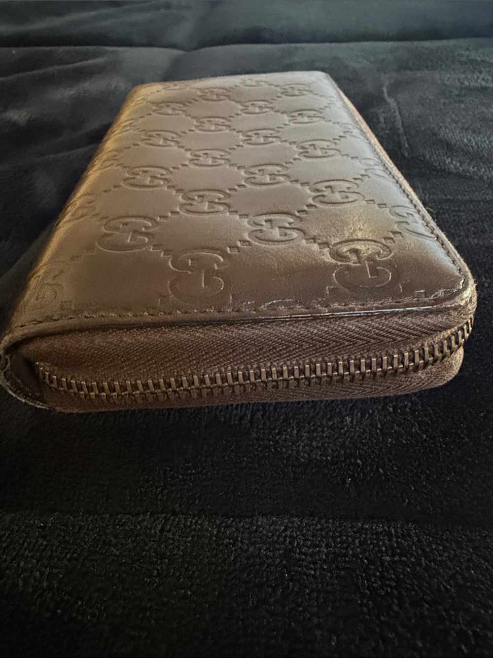 Gucci Brown Embossed GG Zip Around Wallet - Picture 6 of 10